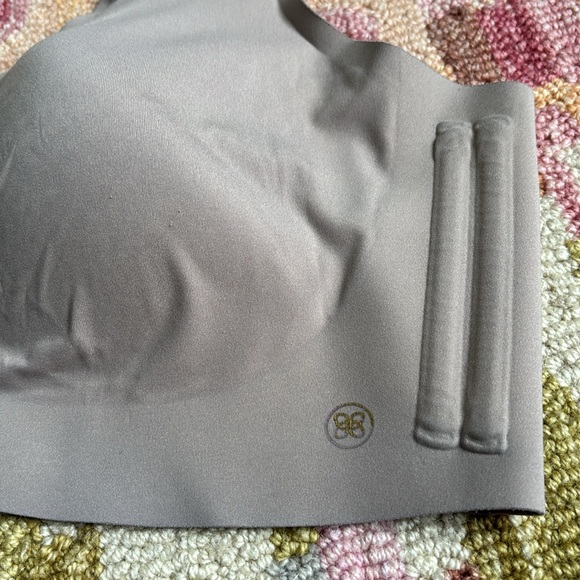 Honeylove Soft Form Bra VGUC Sand/ Nude color - Picture 3 of 11